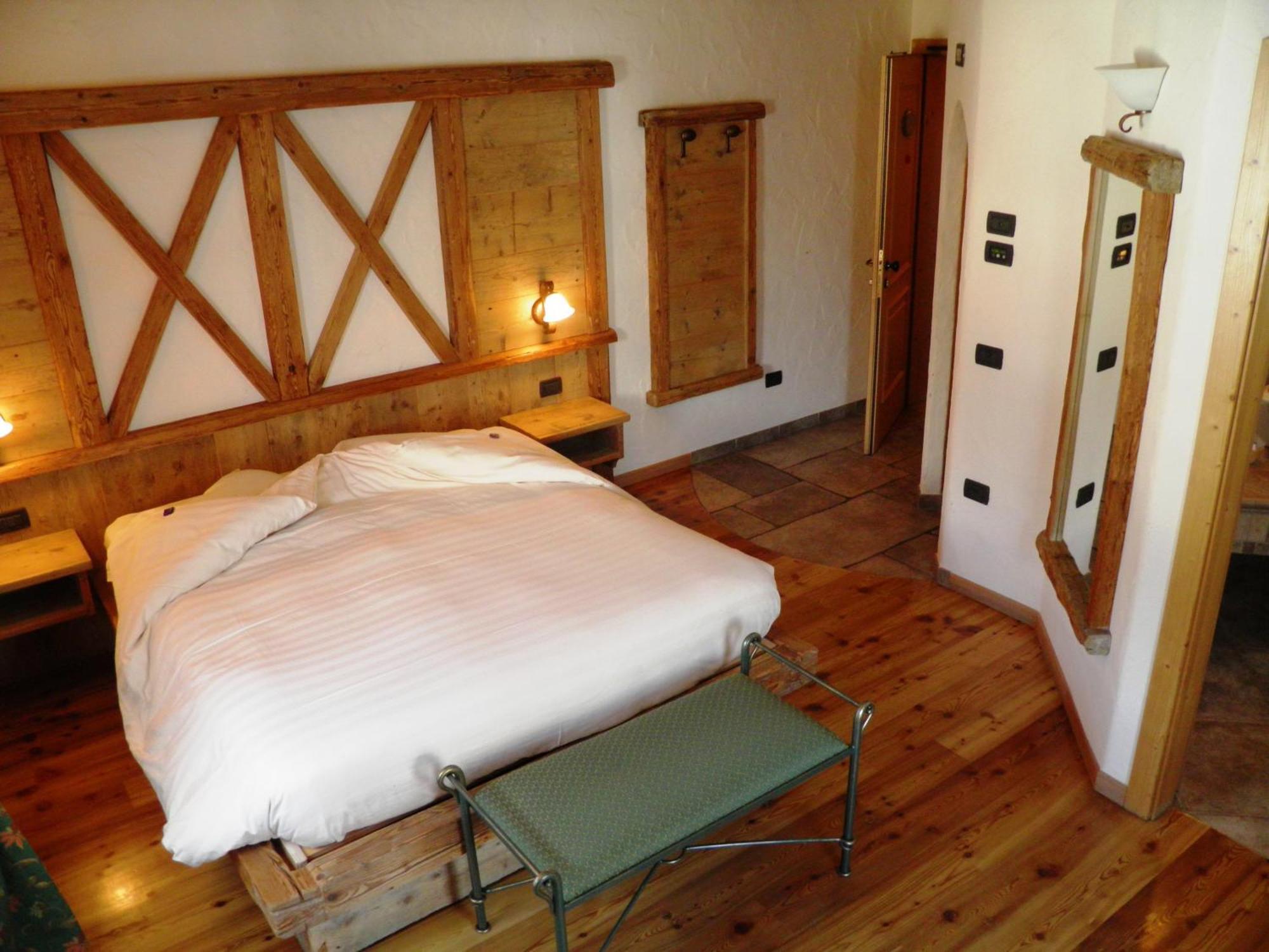 Hotel Pontiglia Livigno Kamer foto