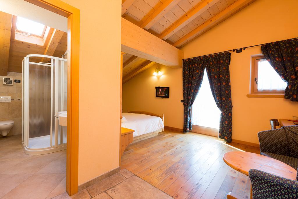 Hotel Pontiglia Livigno Buitenkant foto